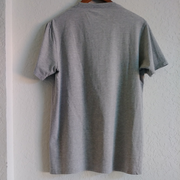 Oakley T-Shirt Size Medium - Picture 4 of 5